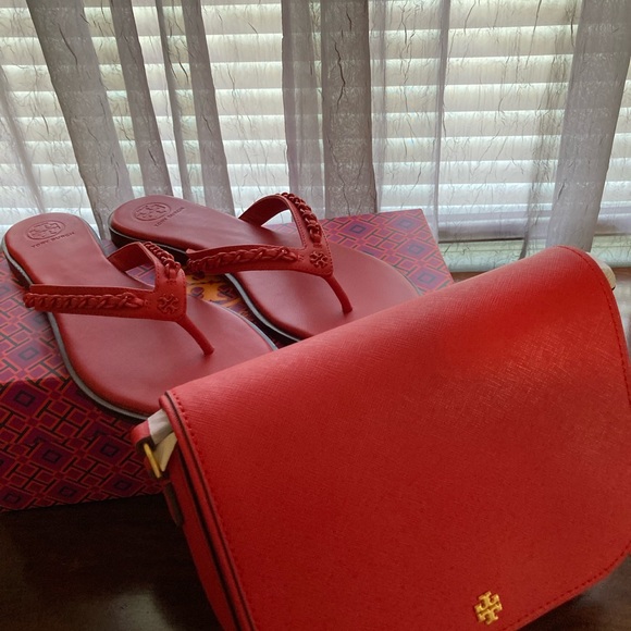 Tory Burch crossbody - Picture 9 of 11